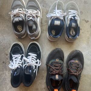 Boys youth sneakers size 3